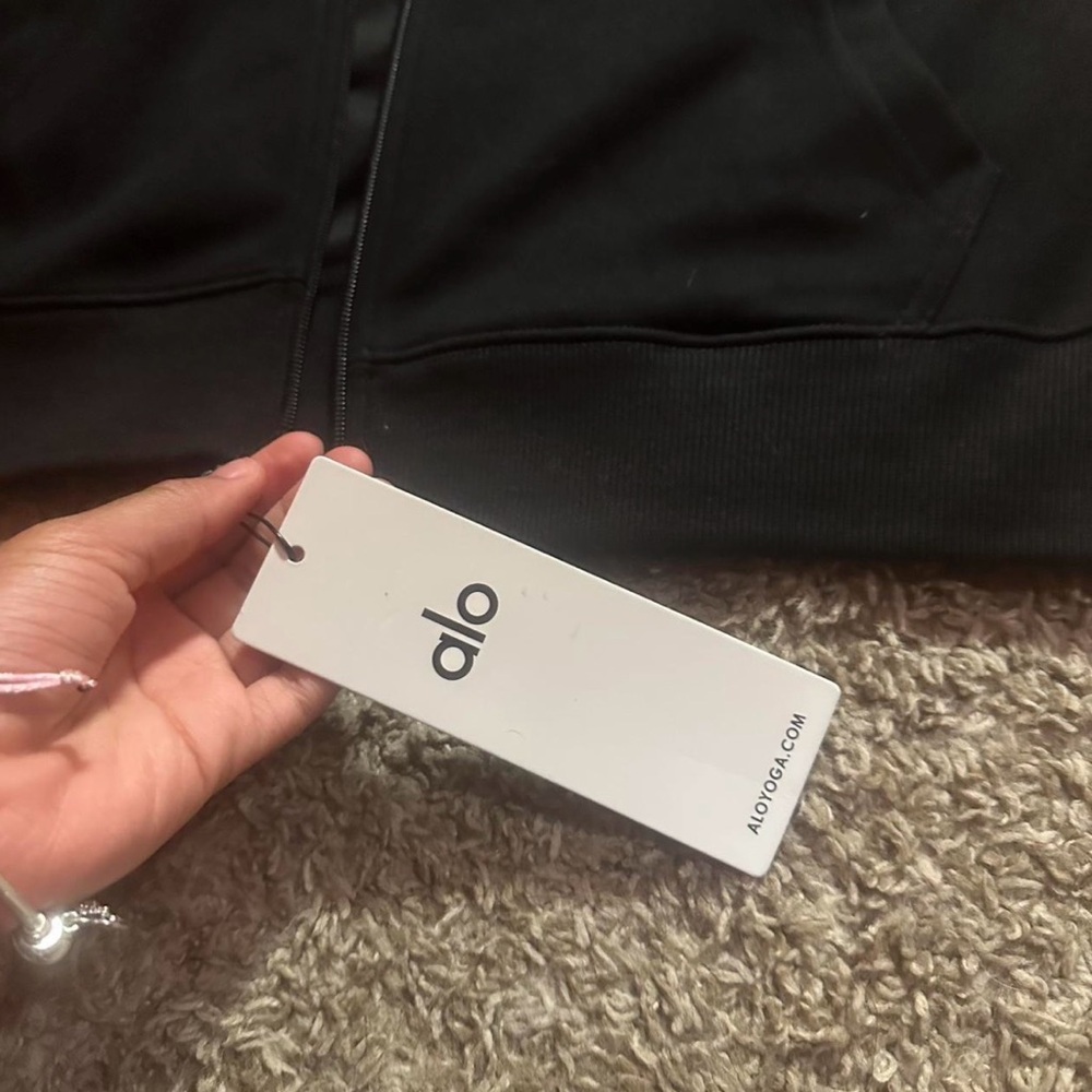 ALO Yoga Charcoal Zip-Up Jacket - Picture 2 of 2
